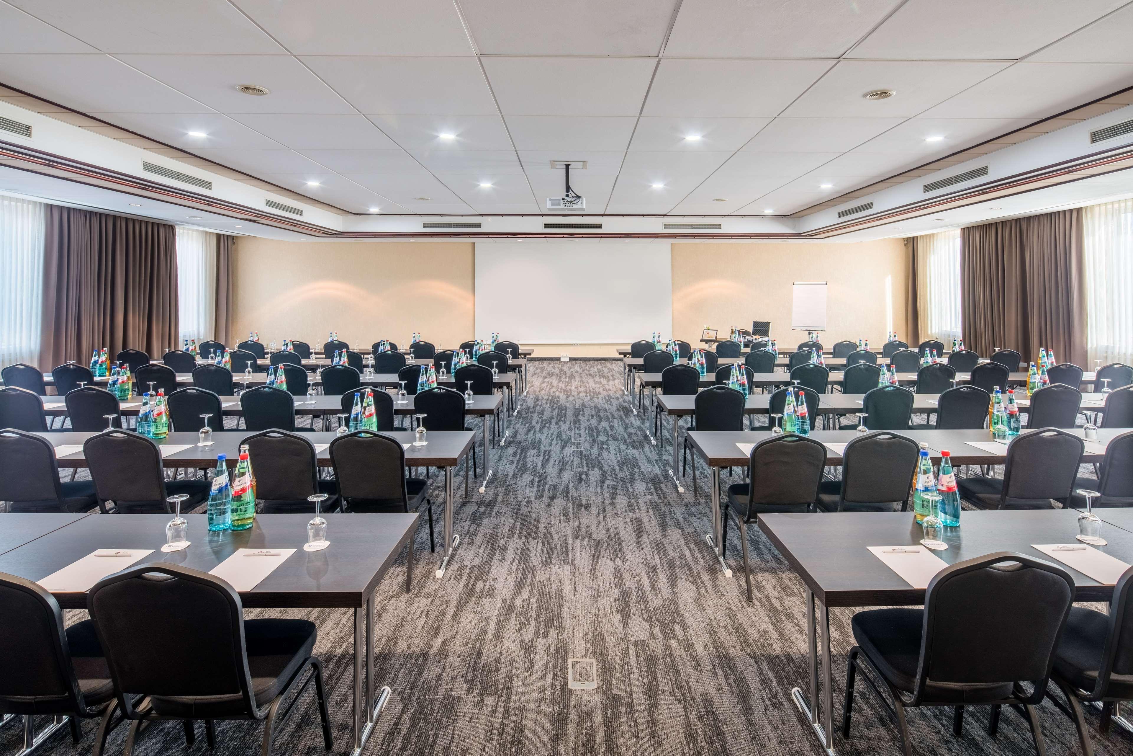 Best Western Plus Plaza Hotel Darmstadt Bagian luar foto